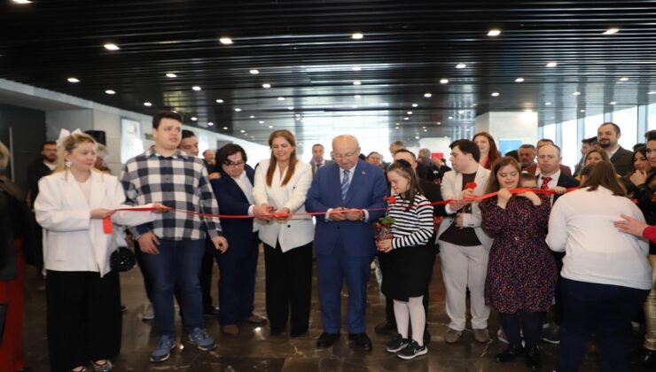 BÜYÜKŞEHİR ÖZEL GEREKSİNİMLİ BİREYLERİN YANINDA