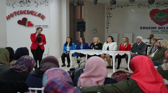 Başkan Yüksel Kadın Buluşmasına katıldı