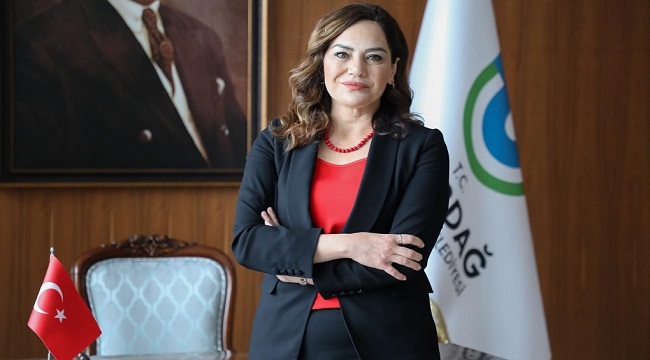 KOŞULSUZ SEVGİNİN, SONSUZ ŞEFKATIN, EŞSİZ ÖZVERİNİN SİMGESİDİR ANNELERİMİZ