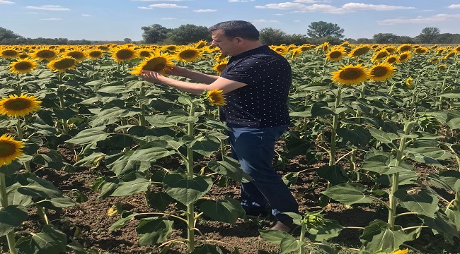 “Alın terini toprağa akıtan çiftçimizi yok sayarsanız, yok oluruz”