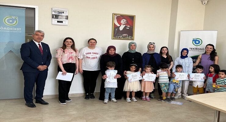 KADIN VE ÇOCUKLARA ÖZEL ATÖLYEDE BELGELER ALINDI