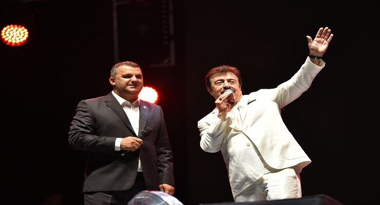 Ayrılıkların Şairi Ahmet Selçuk İlkan Tekirdağlıları mest etti