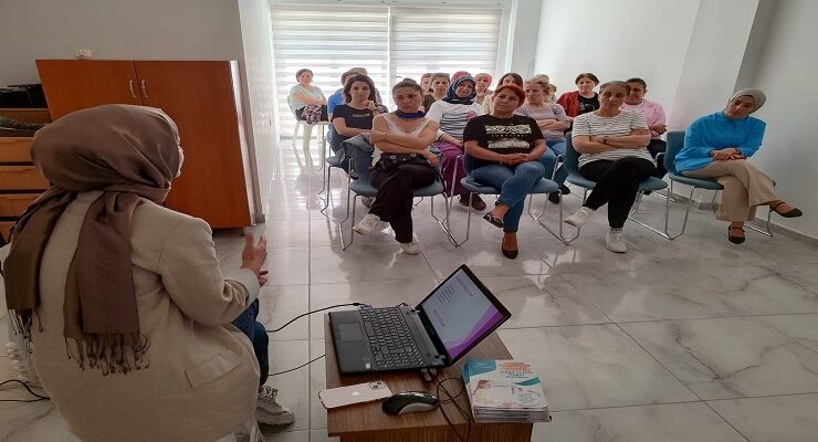 Halk Sağlığı Konusunda Bilinçlendirme Çalışmaları Aralıksız Sürüyor