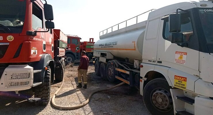 Belediyemizden Yangın Söndürme Çalışmalarına Destek