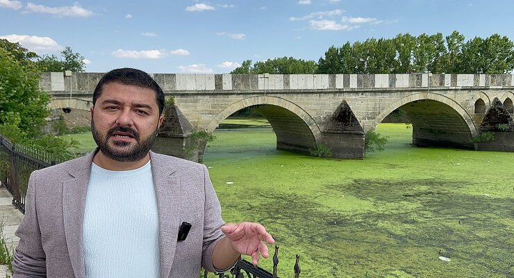 ‘PİSLİĞİN İÇİNDE YAŞAMAK ZORUNDA MIYIZ?’