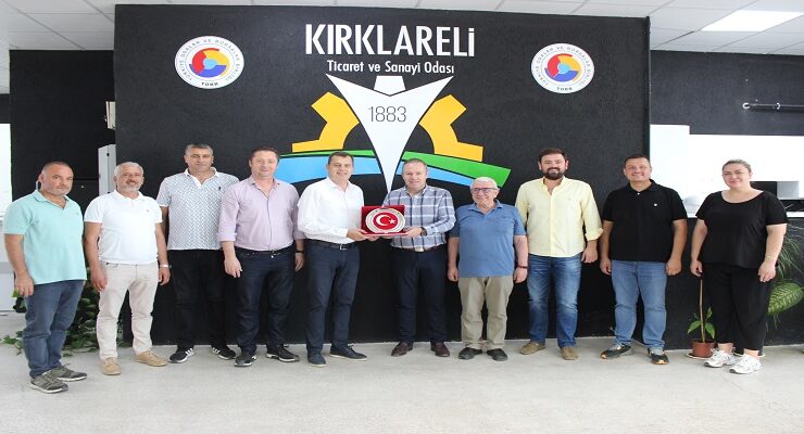 Cumhuriyet Halk Partisi Kırklareli Milletvekili Vecdi Gündoğdu Kırklareli Ticaret ve Sanayi Odası’nı ziyaret etti