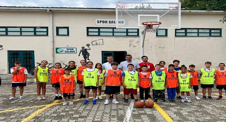 ULUSAL SPOR PROJELERİ KAPSAMINDA 7’den 70’e SOKAKLAR BİZİM 3×3 BASKETBOL