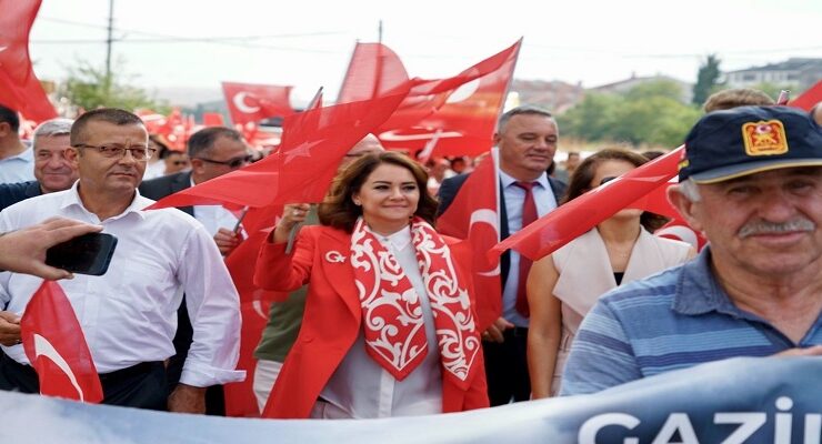 ERGENE BELEDİYE BAŞKANI MÜGE YILDIZ TOPAK’TAN TOPLU SÜNNET ŞÖLENİ