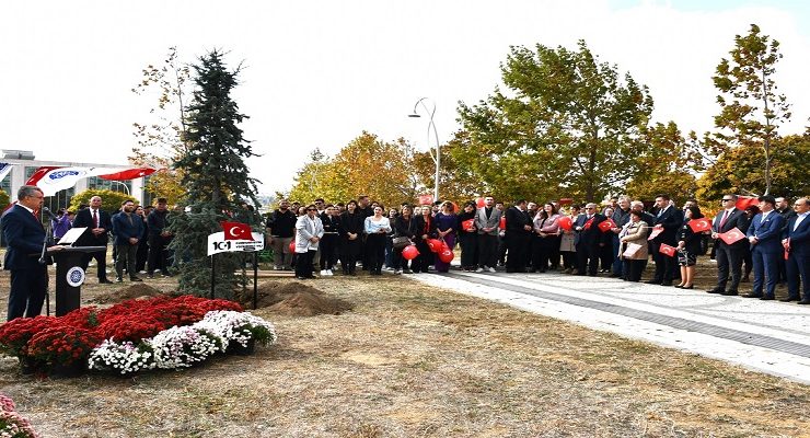 Tekirdağ Namık Kemal Üniversitesinde Geleneksel ‘Cumhuriyet Fidanı’ Dikim Töreni Gerçekleşti