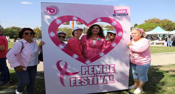 PEMBE FESTİVALLE MEME KANSERİNE DİKKAT ÇEKİLDİ