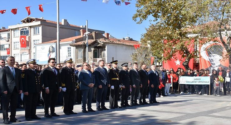 ŞARKÖY’DE CUMHURİYET COŞKUSU YANKILANDI!