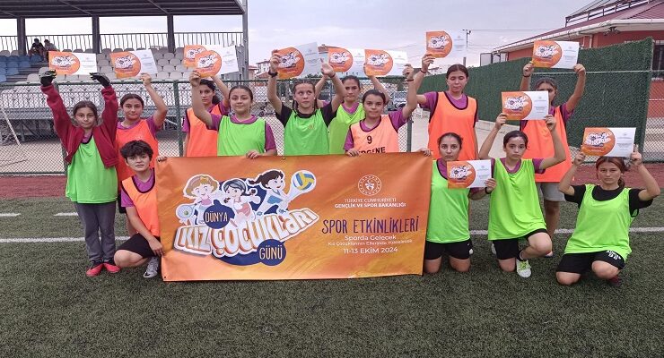 SPORDA GELECEK KIZ ÇOCUKLARININ ELLERİNDE YÜKSELECEK