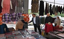 Başkan Volkan Nallar Altınova Kapalı Pazaryerinde Esnafla Buluştu
