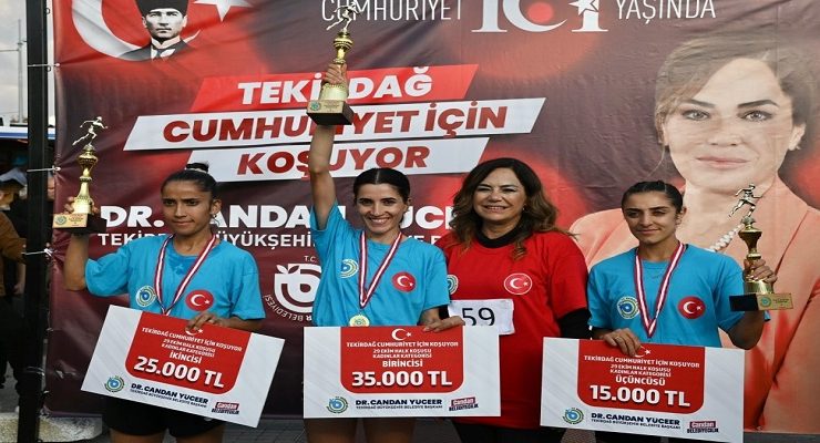 TEKİRDAĞ CUMHURİYET İÇİN KOŞTU