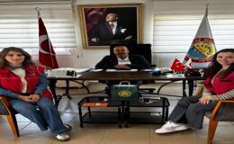 ERGENE MUSTAFA ASLAN GENÇLİK MERKEZİ, SAĞLIK MAHALLESİ MUHTARI ALİ RIZA AKPOLAT’I MAKAMINDA ZİYARET ETTİ