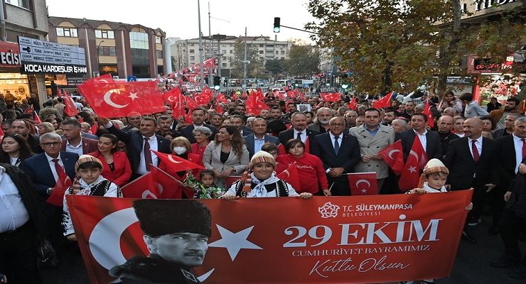 Cumhuriyetimizin İkinci Yüzyılına Coşkulu Merhaba