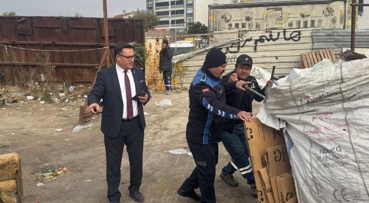 Zabıtadan Hurda Toplayıcıları ile Hurda Depolarına Denetim