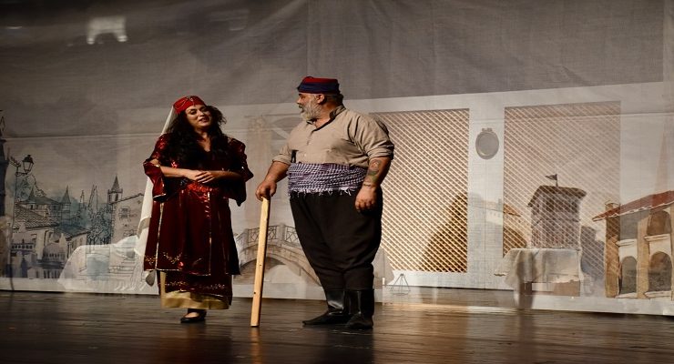Yedi Kocalı Hürmüz Tiyatro Oyunu Şarköy’de Sahne Aldı