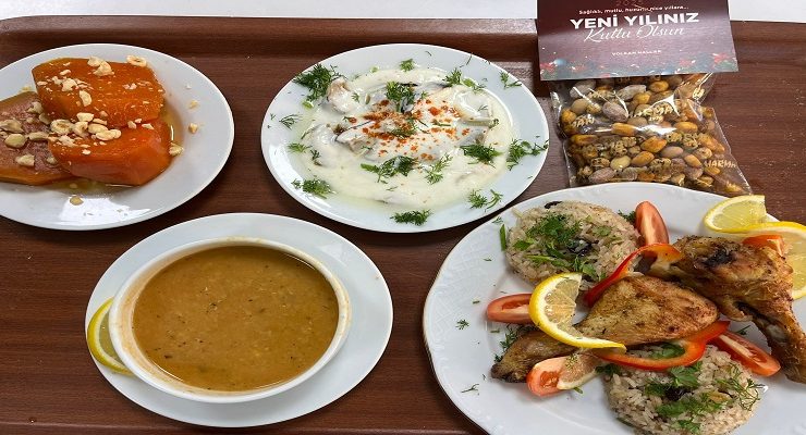 Süleymanpaşa Sofralarında Yılbaşı Coşkusu