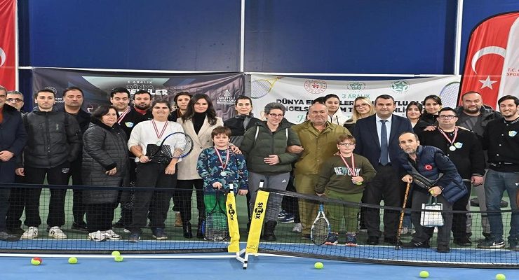 Dünya Engelliler Günü’nde Tenis ve Yüzme Etkinliğinde Buluştular