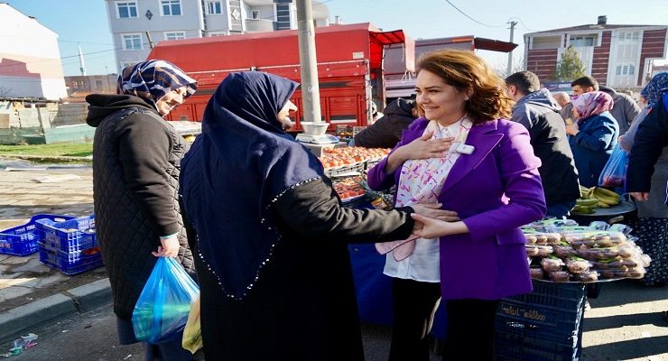 ERGENE CUMHURİYET MAHALLESİ’NDE HALK PAZARI KURULDU