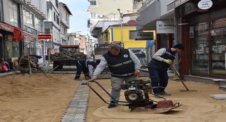 Şarköy’ün Yollarında Onarım Çalışmaları Tüm Hızıyla Devam Ediyor