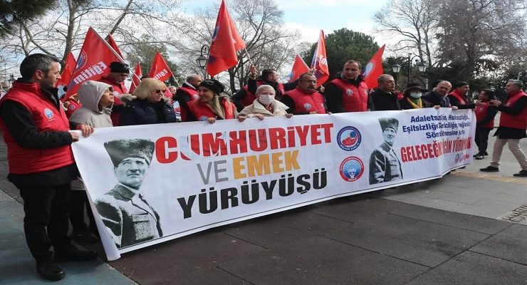 Milletvekili Nurten Yontar: Cumhuriyet Kazanımlarını Korumak İçin Mücadelemiz Devam Edecek