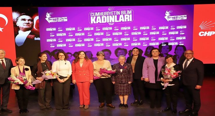 BÜYÜKŞEHİR, ‘CUMHURİYET’İN BİLİM KADINLARI PANELİ’NE  EV SAHİPLİĞİ YAPTI