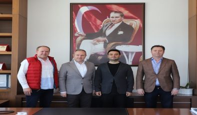 Kırklareli TSO Başkanları Soner Ilık ile İsmail Hakkı Özsan, Çorlu TSO Başkanı İzzet Volkan’ı Ziyaret Etti