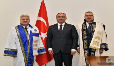 NKÜ’DEN KUZEY MAKEDONYA ESKİ CUMHURBAŞKANI PROF. DR. GJORGE IVANOV’A FAHRİ DOKTORA
