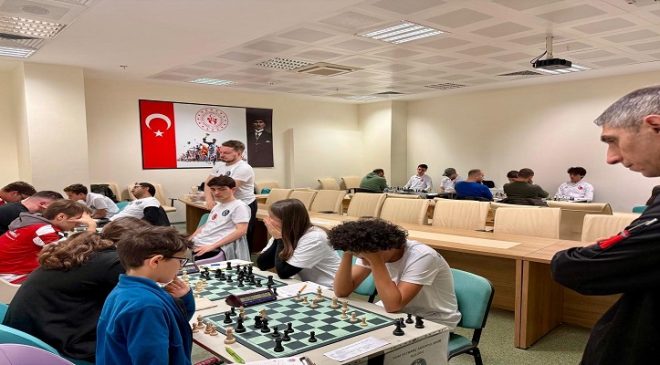 KULÜPLER SATRANÇ ŞAMPİYONASI TEKİRDAĞ İL BİRİNCİLİĞİ ÇORLU  ÇOK AMAÇLI SPOR SALONUNDA GERÇEKLEŞTİ