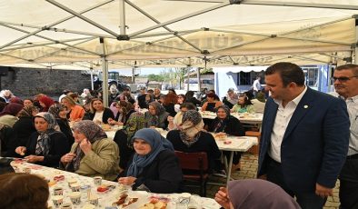 Başkan Nallar Dedecik Mahallesi Anneleriyle Kahvaltıda Buluştu