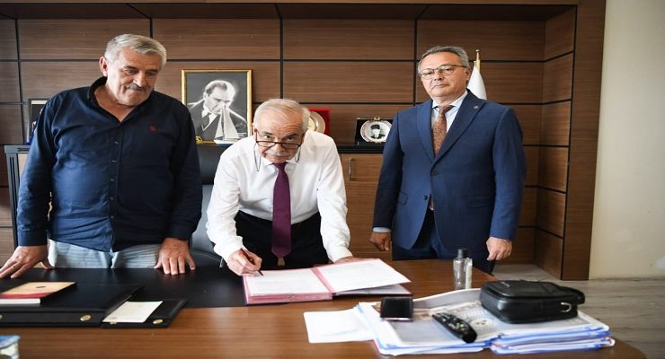Keşan Belediyesi ile Batı Trakya Türkleri Dayanışma Derneği Arasında 10 Yıllık Kira Sözleşmesi İmzalandı