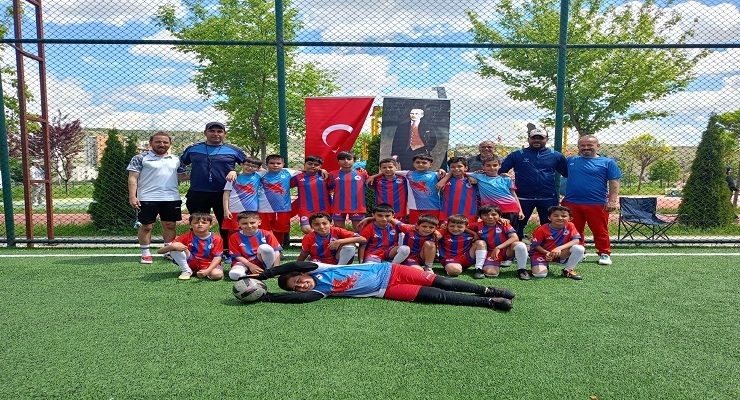 “GENÇLİĞİN GÜCÜYLE SPORDA VE HAYATTA DAHA AYDINLIK BİR GELECEĞE”