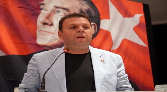 Ediz Ün: “Üretimdeki başarısızlığı ithalatla örtmeye çalışıyorlar”