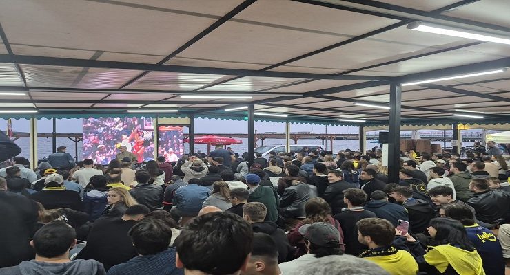 Fenerbahçe’nin Avrupa Zaferi Süleymanpaşa’da Dev Ekrandan Coşkuyla Takip Edildi