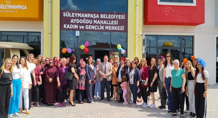 Süleymanpaşa Belediyesi Kişisel Gelişim ve Meslek Edindirme Kursları Yıl Sonu Sergisi Açıldı