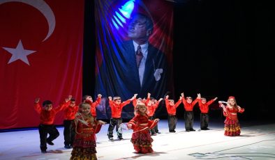 ERGENE BELEDİYESİ BEREN BEBEK OYUN EVİ YIL SONU GÖSTERİSİ DÜZENLENDİ