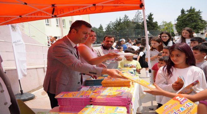 Başkan Sarıkurt’tan Öğrencilere Karne Hediyesi