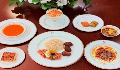 TÜRK YEMEKLERİNİN LEZZETLERİ BULGARİSTAN’IN FİLİBE ŞEHRİNDE TEKİRDAĞ NKÜ ORTAKLIĞIYLA TANITILDI