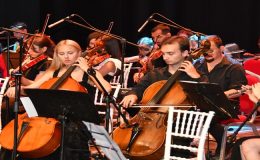 Süleymanpaşa Belediye Konservatuvarı Mezuniyet Gösterisi Büyüledi