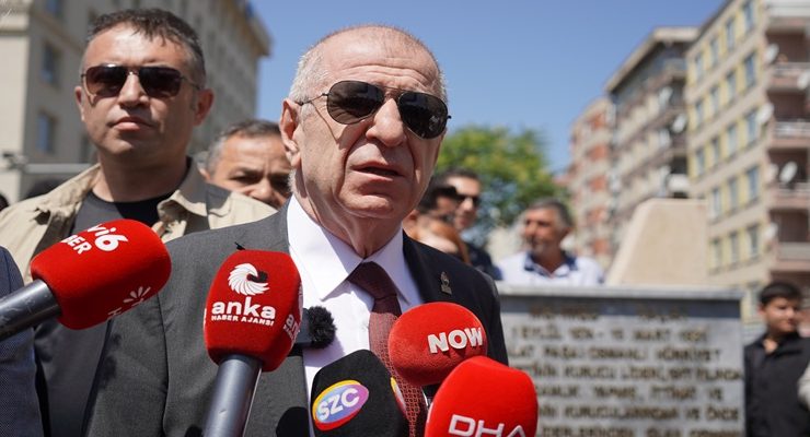 Ümit Özdağ, Talat Paşa Anıtı önünde Basın Açıklaması yaptı