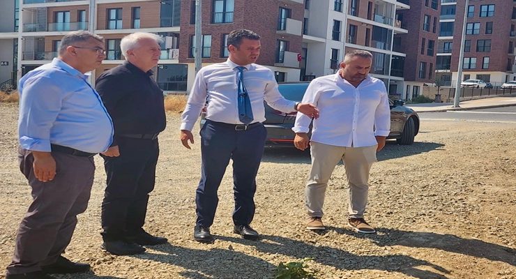 Başkan Sarıkurt Nusratiye TOKİ Sakinlerinin Koku Şikâyetlerini Yerinde İnceledi