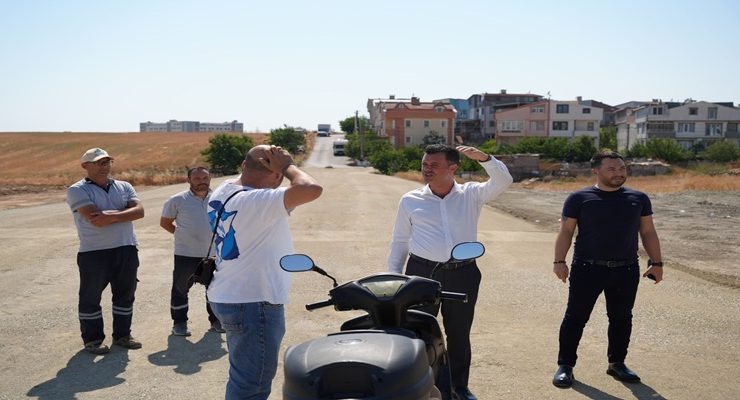 Başkan Sarıkurt, Zafer Mahallesi’ndeki Yol Çalışmalarını Yerinde İnceledi