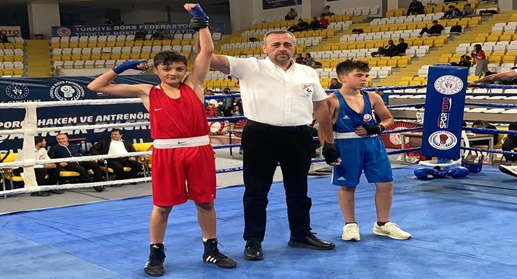 Süleymanpaşalı Genç Boksör Türkiye İkincisi Oldu