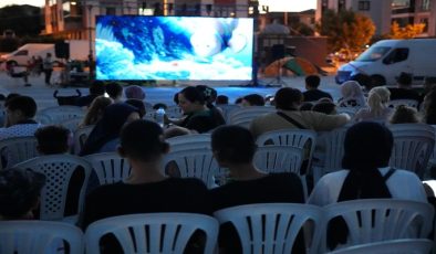 Çorlu Belediyesi Açık Hava Sinema Günleri Devam Ediyor