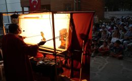 Çorlu’da Geleneksel Türk Tiyatrosu Yaşatılıyor