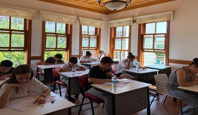 Bilgi Evi’nde LGS Öncesi Deneme Heyecanı