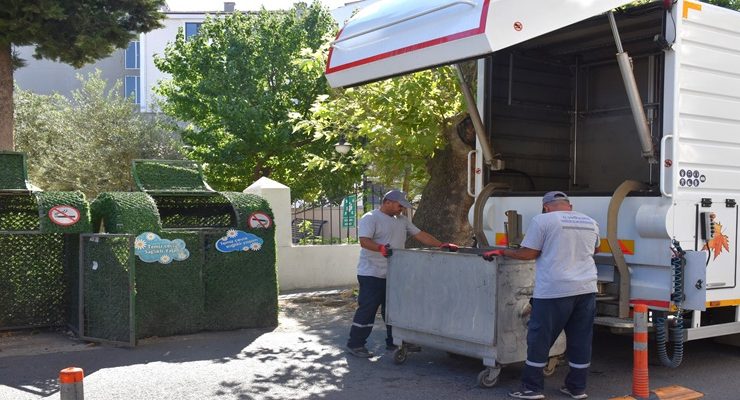 Şarköy Belediyesi Çöp Konteyneri Yıkama ve Dezenfekte Faaliyetlerini Gerçekleştirdi