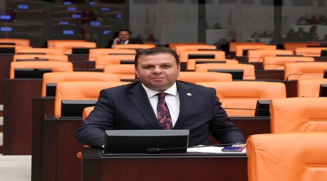 “Yaz sıcağında çiftçiye bir donda AKP vurdu”